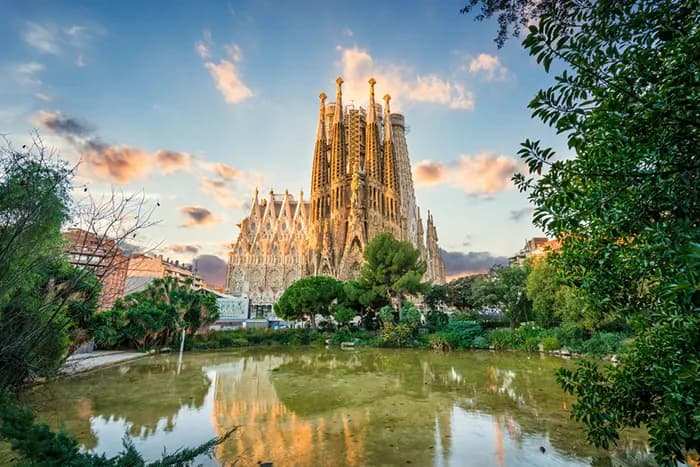 FLEX VALENCIA & BARCELONA Türk Hava Yolları ile 3 Gece, fotoğraf 1
